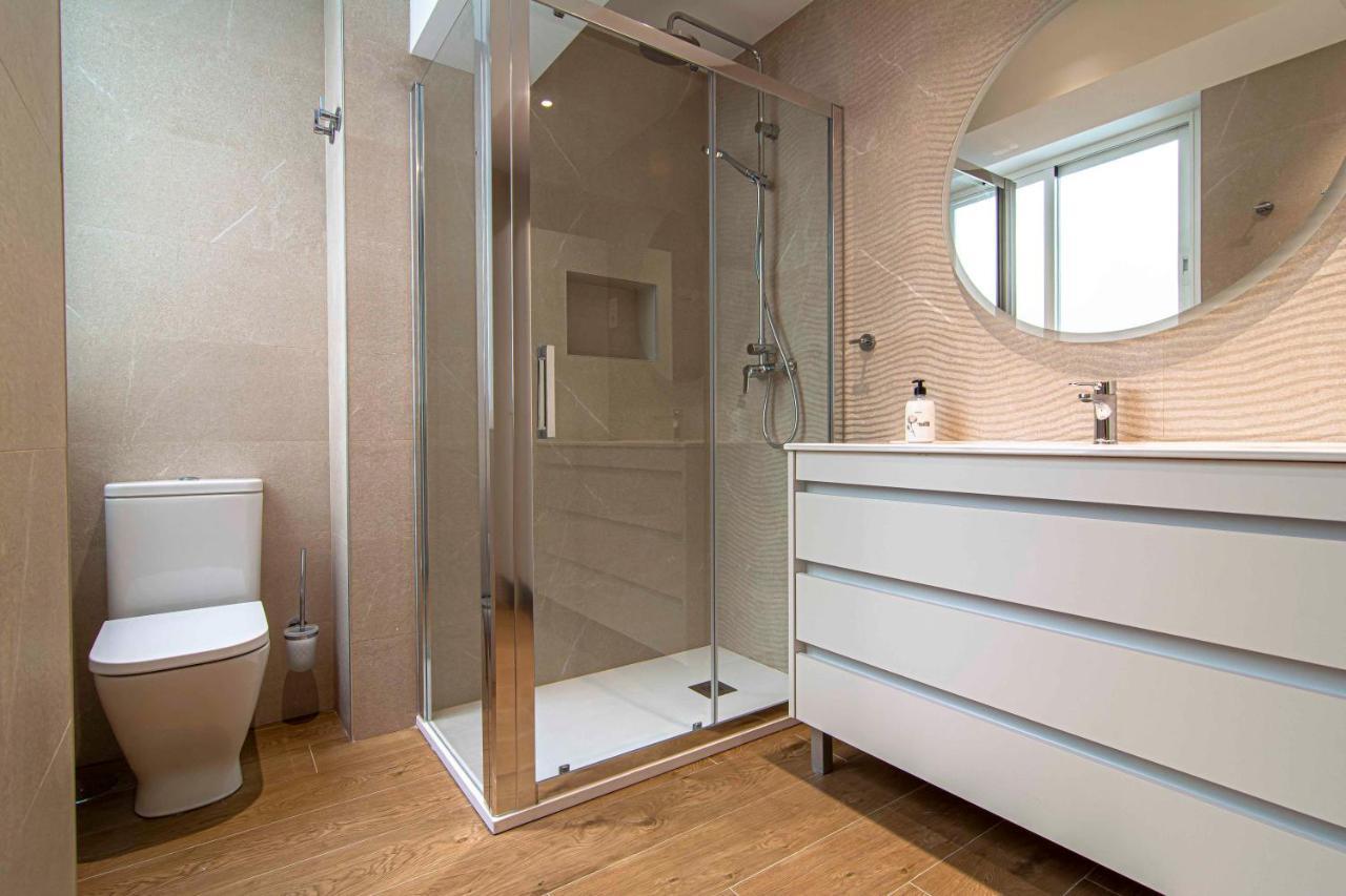 Apartamentos 1 Abril Малага Екстериор снимка